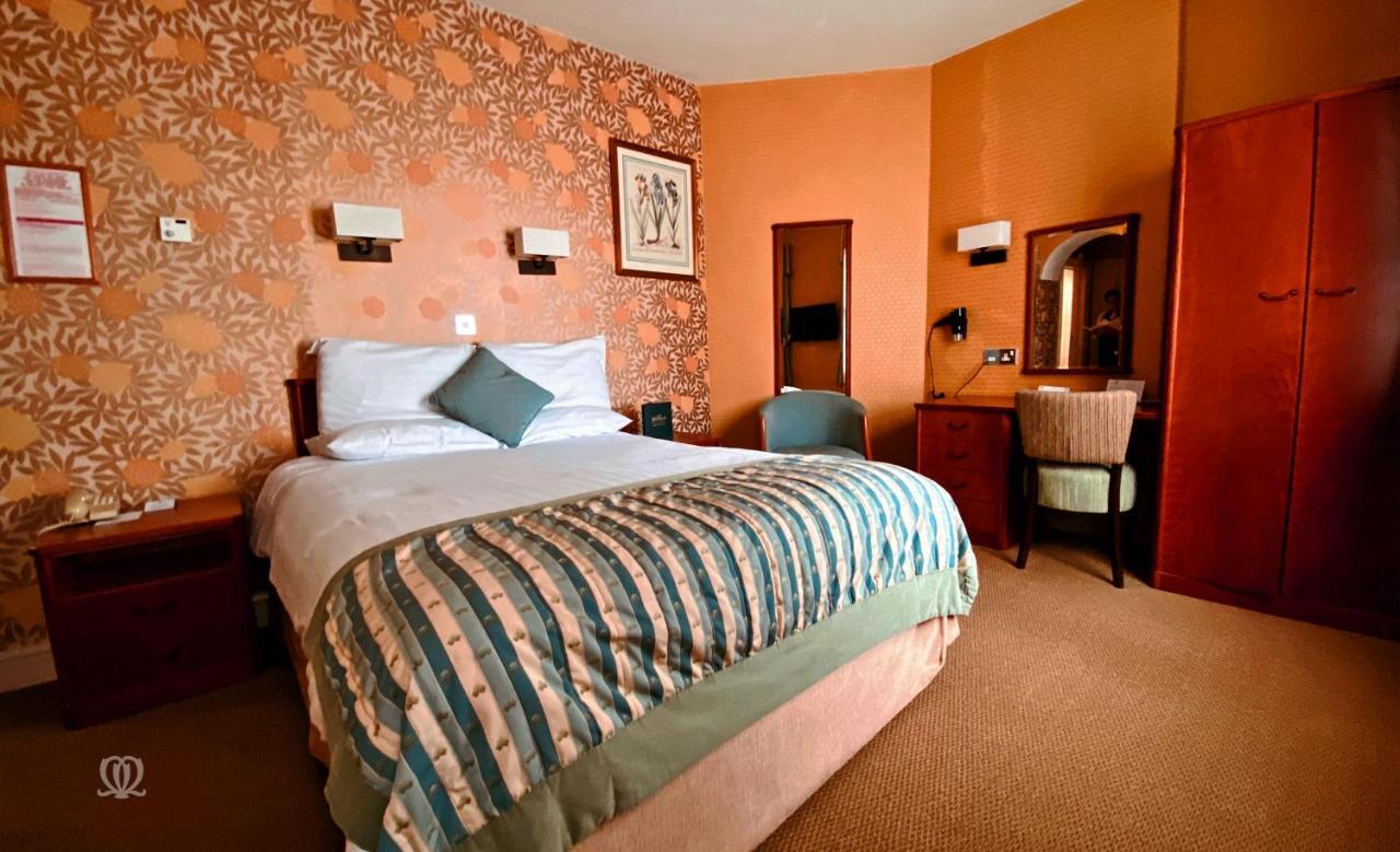 Metropole Hotel And Spa Llandrindod Wells Dış mekan fotoğraf
